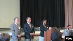 Representatives from the Laotian, Vietnamese, and Cambodian communities recalled their traumatized experiences escaping war and violence in their countries to the audience, organized by the Southeast Asian American Health Coalition, on Tuesday, October 20th, 2015. (Soksreinith Ten/VOA Khmer)