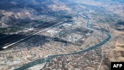 پس از تسلط دوبارۀ طالبان بر افغانستان در ماه اگست ۲۰۲۱، حملات متعددی بر مقامات طالبان در مرکز ولایت بدخشان صورت گرفته است.