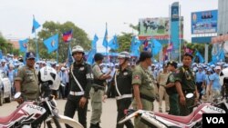 ប៉ូលិស​​និងកងរាជអាវុធ​ហត្ថ​​ការពារ​សណ្តាប់ធ្នាប់​អំឡុង​ពេល​ឃោសនាបោះឆ្នោត។​