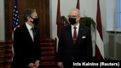 Američki državni sekretar Antony Blinken sastaje se s predsjednikom Letonija Egilsom Levitsom u Rigi, 30. novembra 2021. REUTERS/Ints Kalnins/Pool