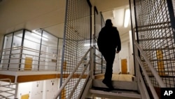 Seorang laki-laki Texas dijatuhi vonis hukuman penjara selama hampir tujuh tahun karena berencana bergabung dengan militan ISIS di Suriah (Foto: ilustrasi).