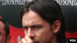 Filippo Inzaghi harus absen dan kemungkinan tidak akan bermain selama sisa musim ini karena harus menjalani operasi untuk memulihkan ligamen lutut kirinya.