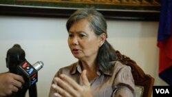 រូបឯកសារ៖ លោកស្រី​ មូរ សុខហួរ​ អនុប្រធាន​គណបក្ស​សង្គ្រោះជាតិ​ ដែល​ត្រូវ​បាន​តុលាការ​រំលាយ​ចោល។ 