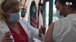 Ko treba da primi treću dozu vakcine i koja je najbolja?