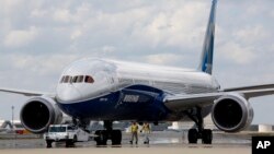 Pesawat Boeing 787 Dreamliner 