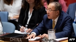 장쥔 유엔주재 중국대사가 안보리 회의에서 발언하고 있다.