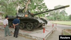 Tổng cục Thống kê ước tính rằng đến hết tháng 11/2016, Việt Nam đã đón hơn 9 triệu lượt khách quốc tế. 