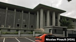 Vue du tribunal d'Abidjan, le 2 octobre 2016 (VOA/Nicolas Pinault)