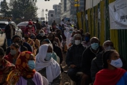 Ethiopians voters went to the polls in the early hours of the morning in Addis Ababa, Ethiopia, June 21, 2021. (VOA/Yan Boechat)