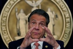 Gubernur Andrew Cuomo mengadakan jumpa pers di New York pada hari Senin, 3 Mei 2021. (Foto: Timothy A. Clary / Pool via AP)