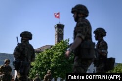 Arihv - Zbog pandemije Covida, Švajcarska je rasporedila hiljade rezervista da pmognu opterećenim državnim bolnicama, u prvoj mobilizaciji švajcarske vojske od Drugog svjetskog rata.