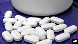 ARCHIVO- Pastillas de hidrocodona en una farmacia de Montpelier, Vermont. AP foto/Toby Talbot.