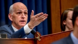 애덤 스미스 미 하원 군사위원장.