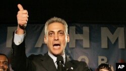 Walikota Chicago Rahm Emanuel terlibat perselisihan sengit dengan serikat guru sekolah negeri akibat agenda reformasi pendidikan di Chicago (foto: dok). 