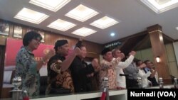 Para pemimpin agama di Jawa Timur tegaskan suasana Surabaya kondusif (Foto: VOA/Nurhadi)