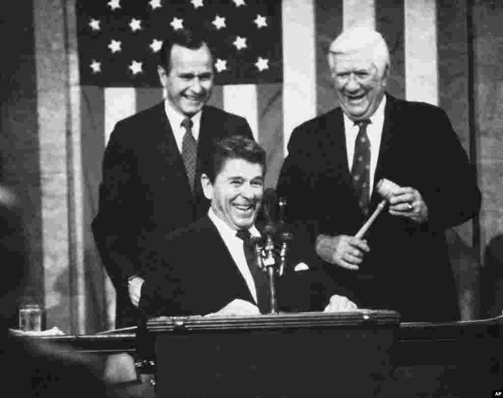 President Ronald Reagan receives applause from a joint session of Congress on Capitol Hill in Washington on, Jan. 25, 1983 prior to making his State of the Union Message. 