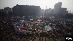Protesters in Tahrir Square