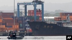 지난해 7월 파나마에서 신고하지 않은 무기를 싣고 항해하다 적발된 북한 선박 청천강호.