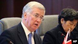 Menteri Pertahanan Inggris Michael Fallon (foto: dok).