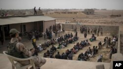 Sojojin Iraqi suna tsare da mayakan ISIS da suka shiga hannunsu