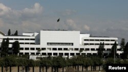 په اسلام اباد کې د پاکستان د قامي پارلمان ودانی 