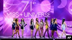 Para kontestan Miss Universe ke-71 di New Orleans, Rabu, 11 Januari 2023, sebagai ilustrasi. (Foto: AP/Gerald Herbert)