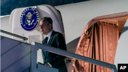 រដ្ឋមន្ត្រី​ការបរទេស​សហរដ្ឋ​អាមេរិក​លោក Antony Blinken បាន​ធ្វើ​ដំណើរ​ទៅ​ដល់​រាជធានី​ភ្នំពេញ នា​ល្ងាច​ថ្ងៃពុធ ទី​៣ ខែសីហា ឆ្នាំ​២០២២ ដើម្បី​ចូល​រួម​កិច្ច​ប្រជុំ​​សំខាន់​មួយ​របស់​សមាគម​អាស៊ាន។