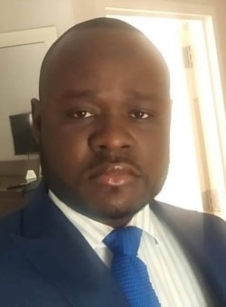 លោក Junior Bompeti ជា​អ្នក​រចនា software ដែល​បាន​បង្កើត​ក្រុម​ជនជាតិ​កុងហ្គោ​គាំទ្រ​លោក Trump។ (រូបថត​ពី Facebook)