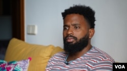 FILE - Cuban journalist Abraham Jimenez Enoa, in Barcelona, Spain. Jimenez Enoa, like other dissidents who flee hostile regimes, says he is a victim of “transnational repression.” (Alfonso Beato/VOA)