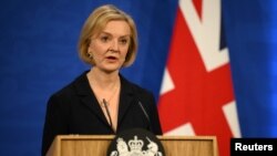 Premijerka Velike Britanije Liz Tras na konferenciji za novinare u Londonu, 14. oktobra 2022.