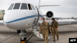 지난해 11월 한반도 주변에서 북한의 불법 환적 감시 활동에 참여하기 위해 일본 후텐마 미 해병대 비행장에 파견된 프랑스 해군 소속 팔콘-100 정찰기.