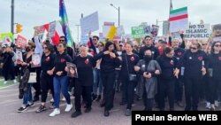 تظاهرات همبستگی ایرانیان مقیم کانادا علیه جمهوری اسلامی. آرشیو