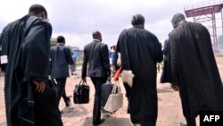 Ba avocats bazali kobima na boloko bonene ya CPRK/Makala, Kinshasa, 27 novembre 2012.