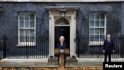 Le Premier ministre britannique Liz Truss annonce sa démission devant le numéro 10 Downing Street, Londres, Grande-Bretagne, le 20 octobre 2022.