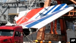 Des débris du vol AF447 d'Air France qui s'est écrasé l'Atlantique le 14 juin 2009.(Archives)