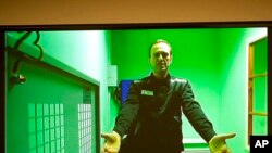 ალექსეი ნავალნი სასამართლო პროცესს ვიდეოს საშუალებით ესწრება. მოსკოვი, რუსეთი. 18 ოქტომბერი, 2022 წ. 