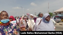 Kungiyoyin Mata Sun Yi Zanga-zangar Goyon Bayan Aishatu Dahiru ‘Yar Takarar Gwamna A Jihar Adamawa