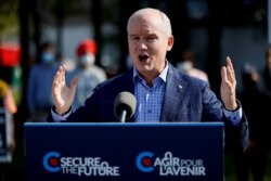 Le chef du parti conservateur, Erin O'Toole, lors d'un rassemblement à Waterdown, en Ontario, au Canada, le 18 septembre 2021.