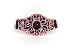 Masker wajah karya desainer Diana Putri (dok: Diana Putri)