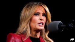 (Foto: ARHIVA) Prva dama Melanija Tramp govori na mitingu u kampanji za republikanske kandidate za Senat u Valdostsi u Džordžiji, 5. decembra 2020. 