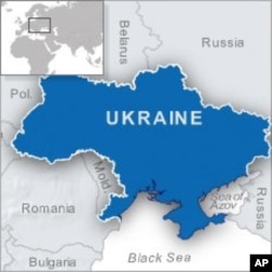 Clinton Reaffirms Support for Non-Aligned Ukraine