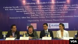 Catherine Novelli, U.S. Under Secretary of State for Economic Growth, Energy, and the Environment at the U.S. Department of State, joins a penal discussion on Unlocking Cambodia's Creative Economy in Phnom Penh, on Friday, June 10, 2016. (Phorn Bopha/VOA Khmer)