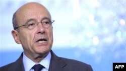 Ngoại trưởng Pháp Alain Juppe nói Hội đồng Bảo an đã rõ ràng lên án bạo lực và thẳng thắn cảnh báo chính phủ Syria về hành động của họ