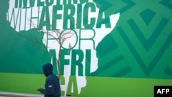 Dans le quartier Sandton de Johannesburg pour l'ouverture du 10ème sommet BRICS au Sandton Convention Center, le 25 juillet 2018.