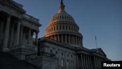 Zgrada američkog Kongresa (Foto: REUTERS/Anna Rose Layden)