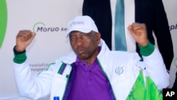 Le magnat des affaires du Lesotho, Sam Matekane, assiste à un rassemblement électoral à Maseru, au Lesotho, le vendredi 27 mai.