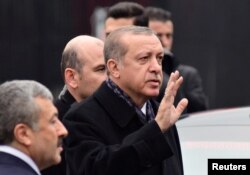 Turkey's Western allies have voiced concern at the intense reaction to July's failed coup by President Tayyip Erdogan.