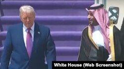 美国总统特朗普星期二抵达沙特阿拉伯后，受到了沙特阿拉伯王储穆罕默德·本·萨勒曼的迎接。