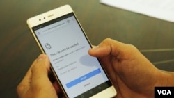 គេហទំព័រវីអូអេ និង​គេហទំព័រព័ត៌មានមួយចំនួនត្រូវបានរារាំងមិនឲ្យចូល​ទៅមើលមុន​ថ្ងៃបោះឆ្នោត​ថ្នាក់ជាតិ ឆ្នាំ២០១៨ នៅកម្ពុជា, នៅរាជធានីភ្នំពេញ, នៅថ្ងៃទី​២៨ ខែកក្កដា​​ ឆ្នាំ​២០១៨។ (ខាន់​ សុគុំមនោ/ VOA)