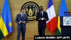 卢旺达总统卡加梅与法国总统马克龙在基加利总统府联合举行记者会。(2021年5月27日)